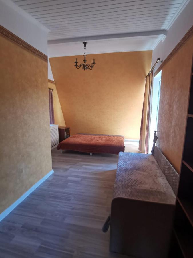 Apartament - Dom Zielona Góra Esterno foto