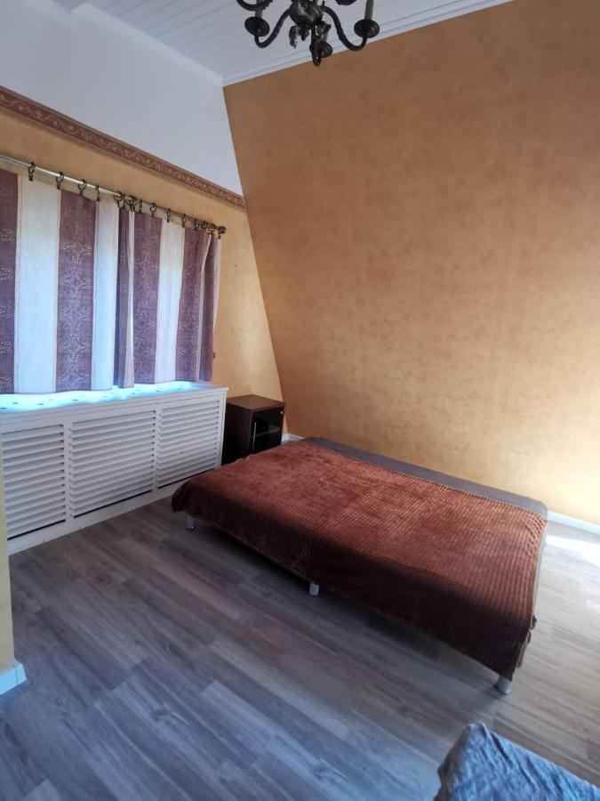 Apartament - Dom Zielona Góra Esterno foto