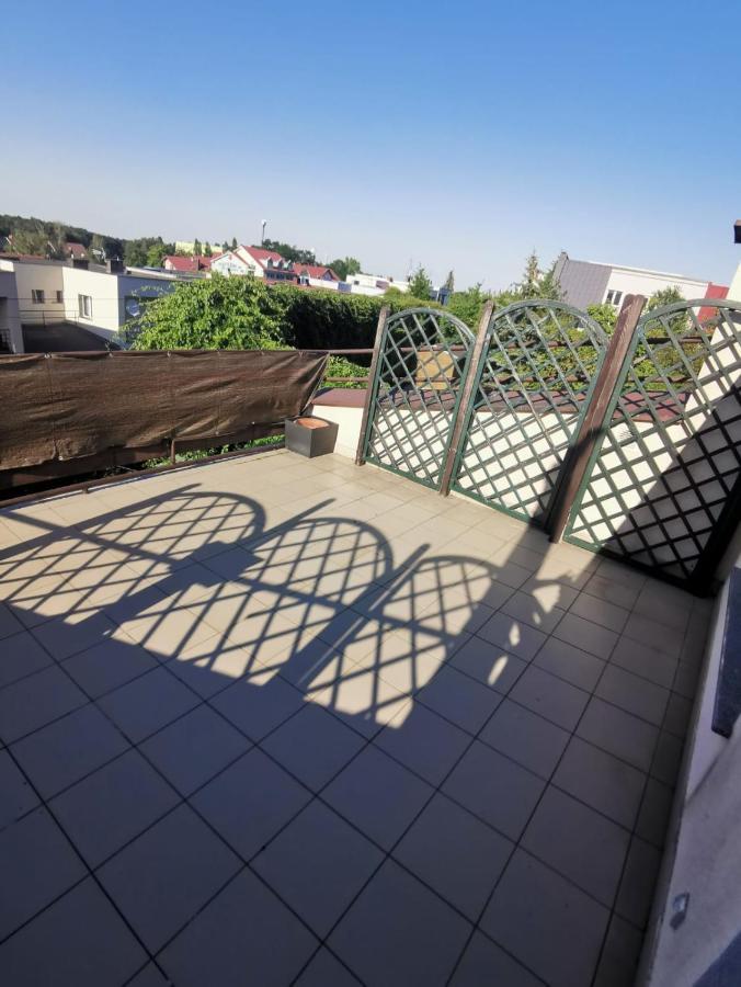 Apartament - Dom Zielona Góra Esterno foto